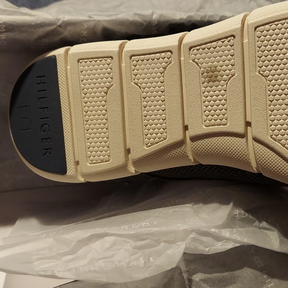 Tommy Hilfiger Men's Winner Casual Lace up Oxfords Men's Shoes - Picture 5 of 9